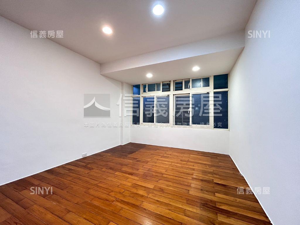 秀山國小極品大空間房屋室內格局與周邊環境