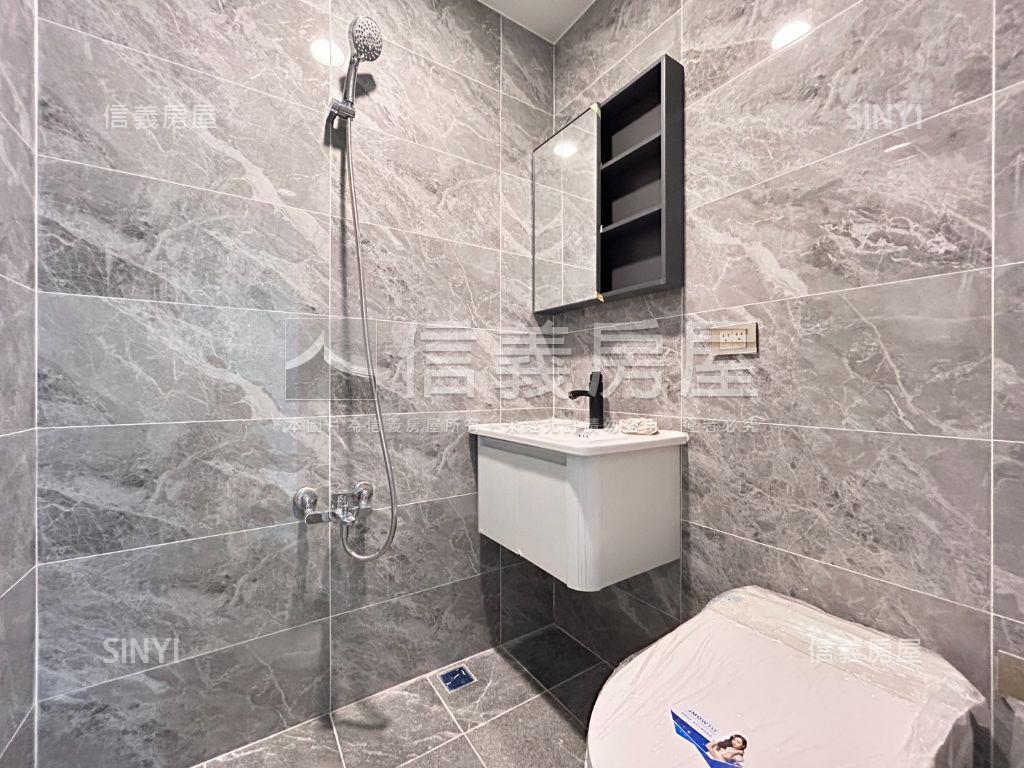 秀山國小極品大空間房屋室內格局與周邊環境