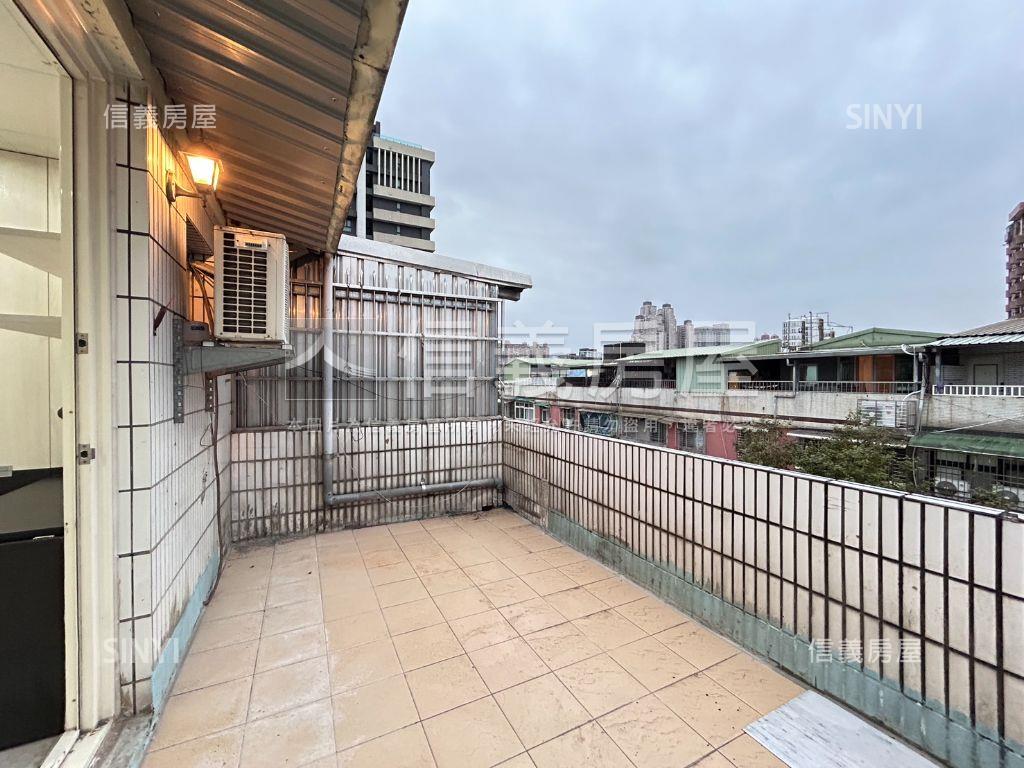 秀山國小極品大空間房屋室內格局與周邊環境