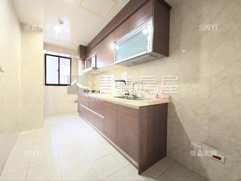 已搬空。專任鼎禮大三圓夢房屋室內格局與周邊環境