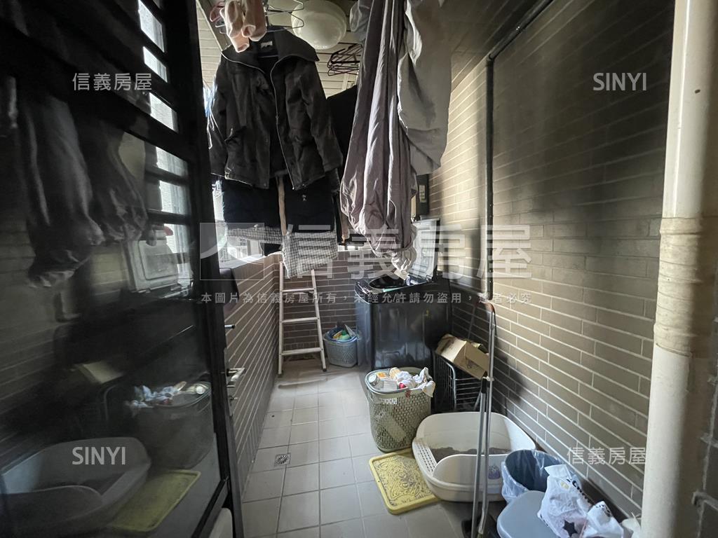 文青高樓裝潢參房附車位房屋室內格局與周邊環境