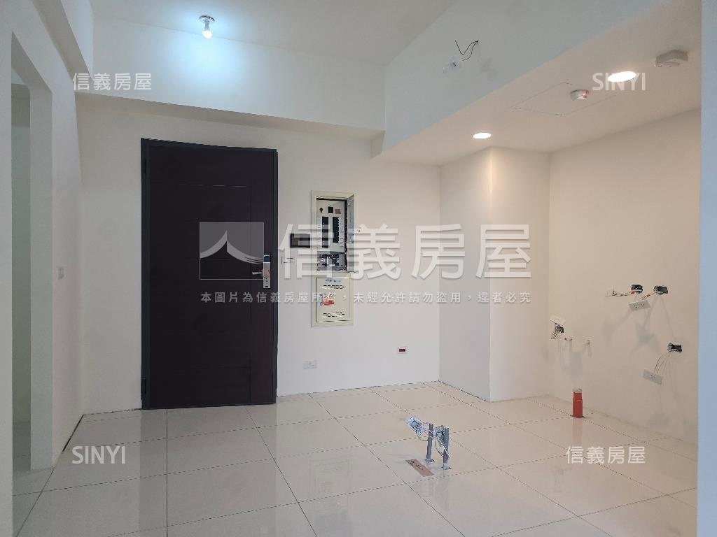 北大極。兩房極簡生活圓夢房屋室內格局與周邊環境