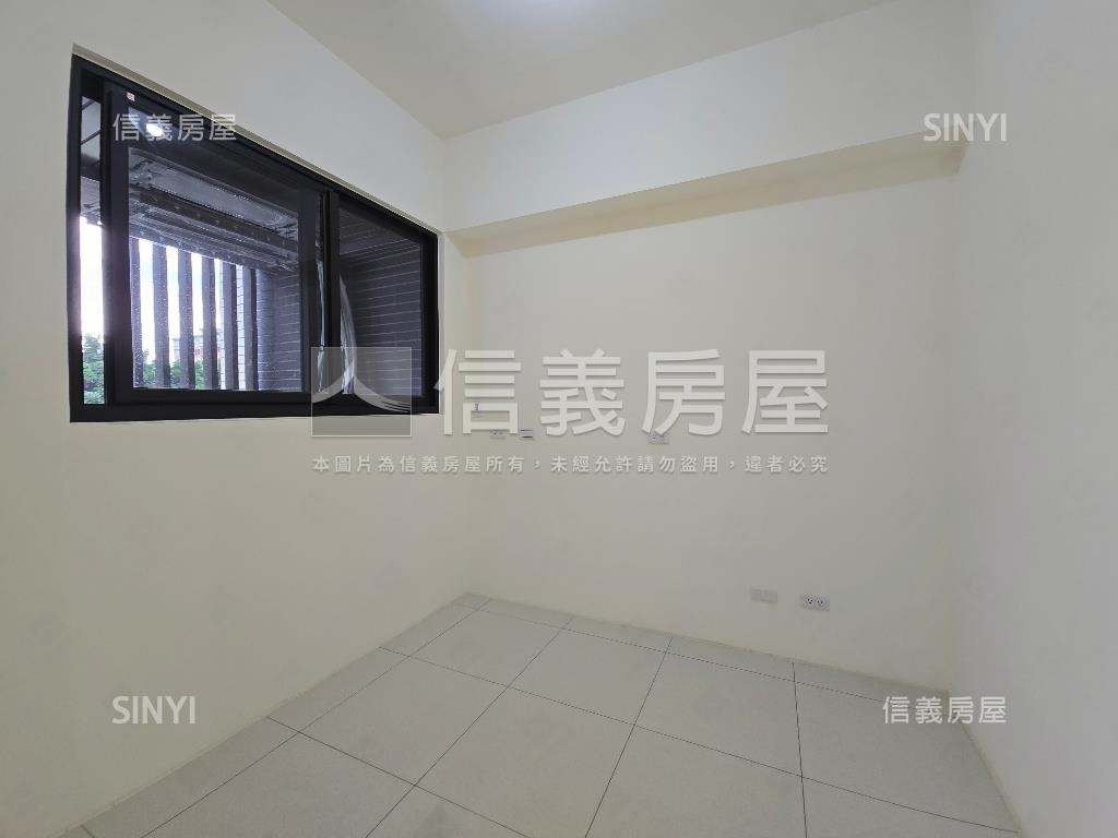 北大極。兩房極簡生活圓夢房屋室內格局與周邊環境