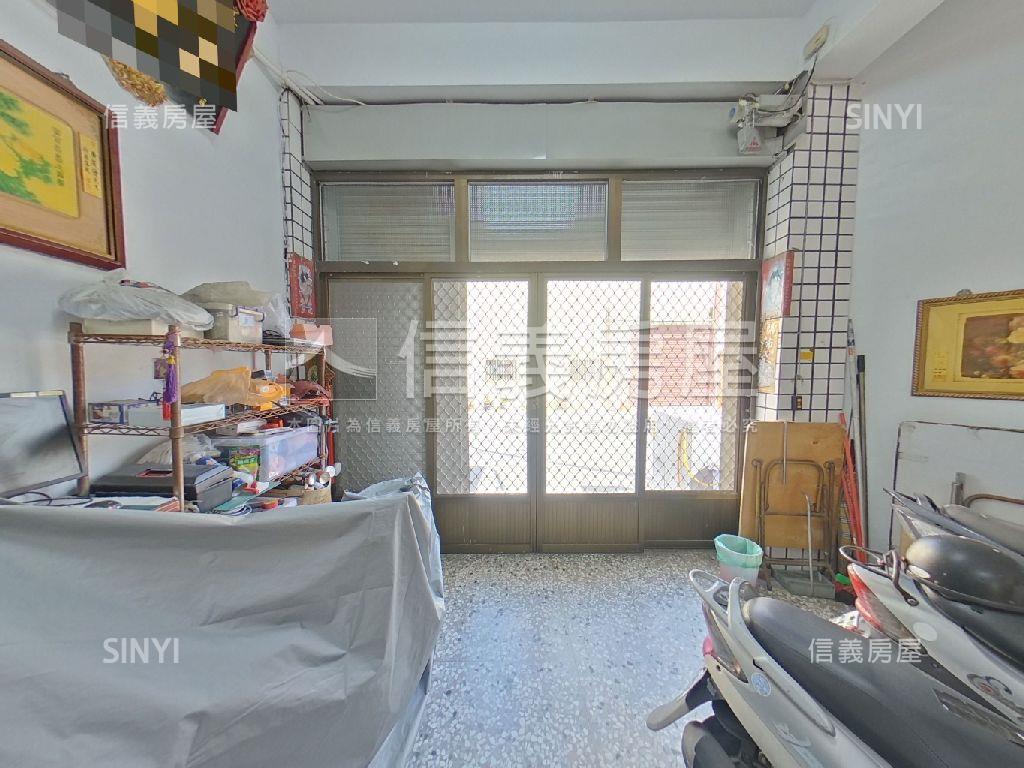 近彰化後火車站臨路店面房屋室內格局與周邊環境