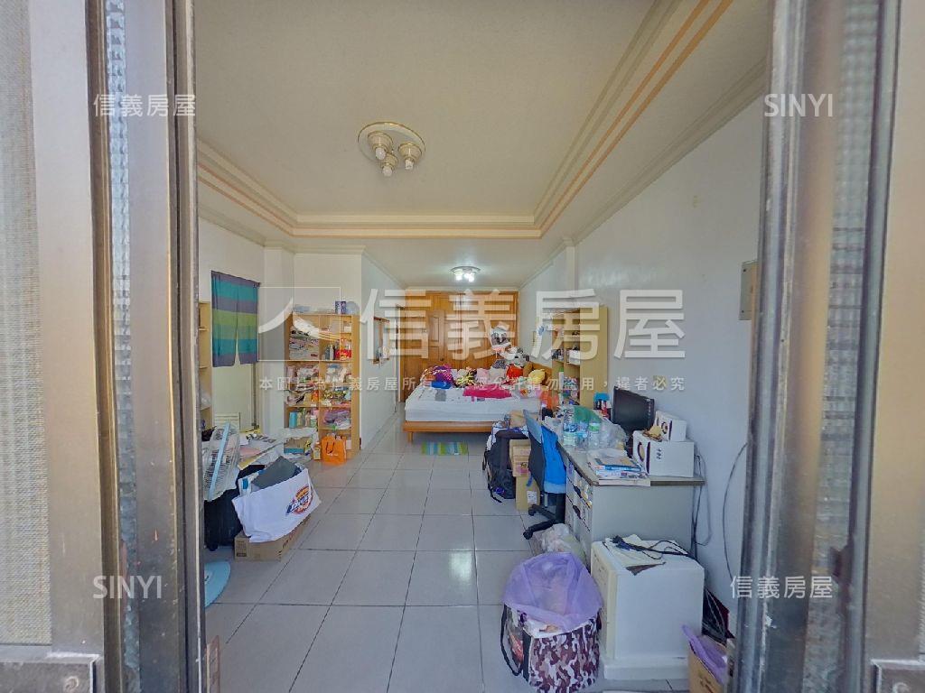 近彰化後火車站臨路店面房屋室內格局與周邊環境