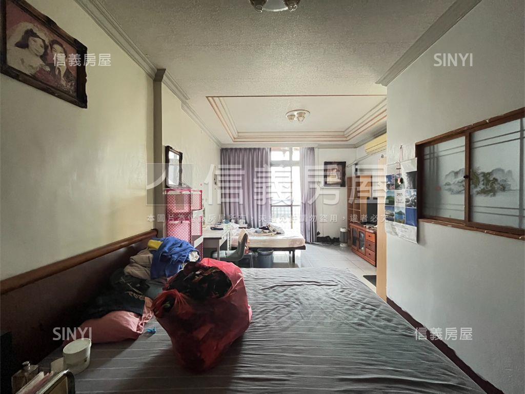 近彰化後火車站臨路店面房屋室內格局與周邊環境