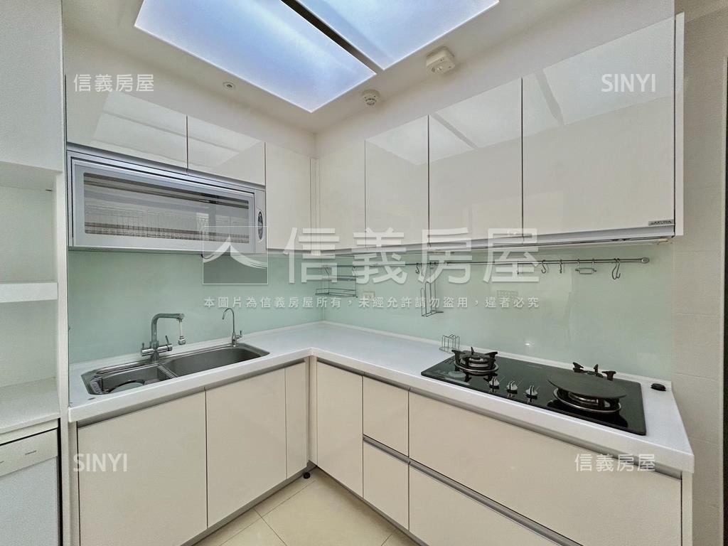 金澤景觀好雙車位房屋室內格局與周邊環境