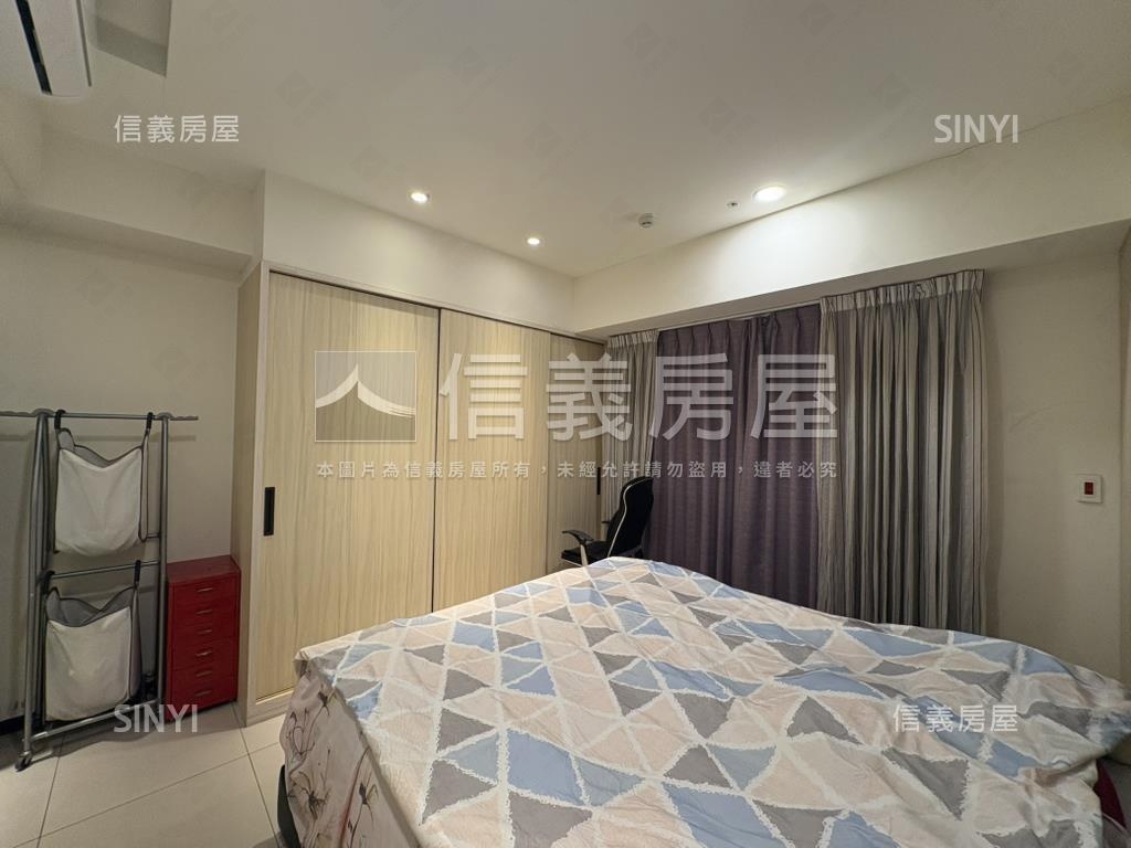 【京美】電梯三房平面車位房屋室內格局與周邊環境