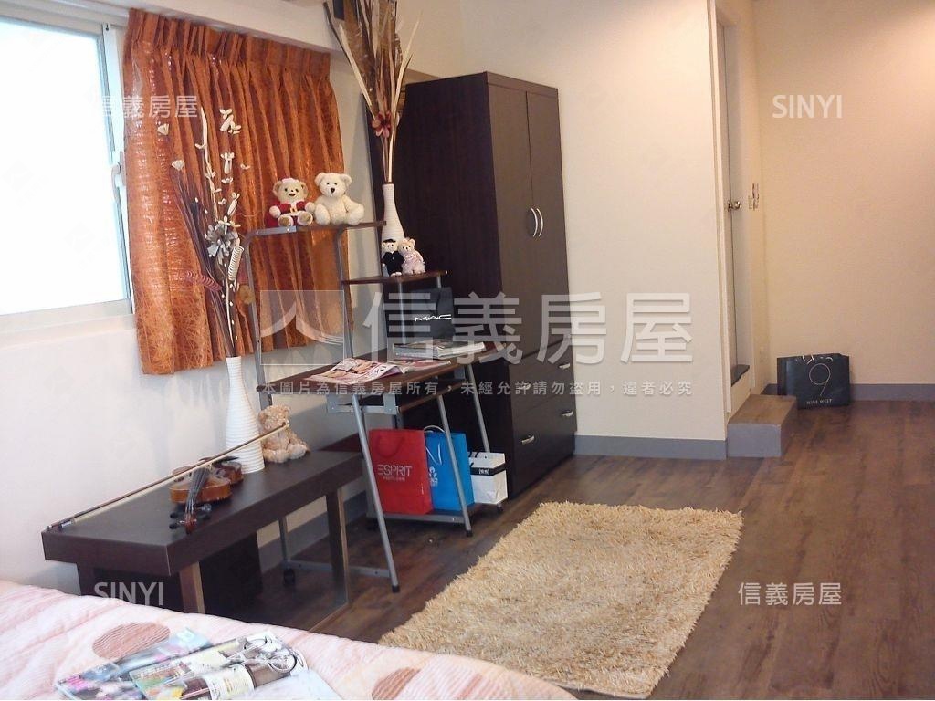 松南雙捷置產房屋室內格局與周邊環境