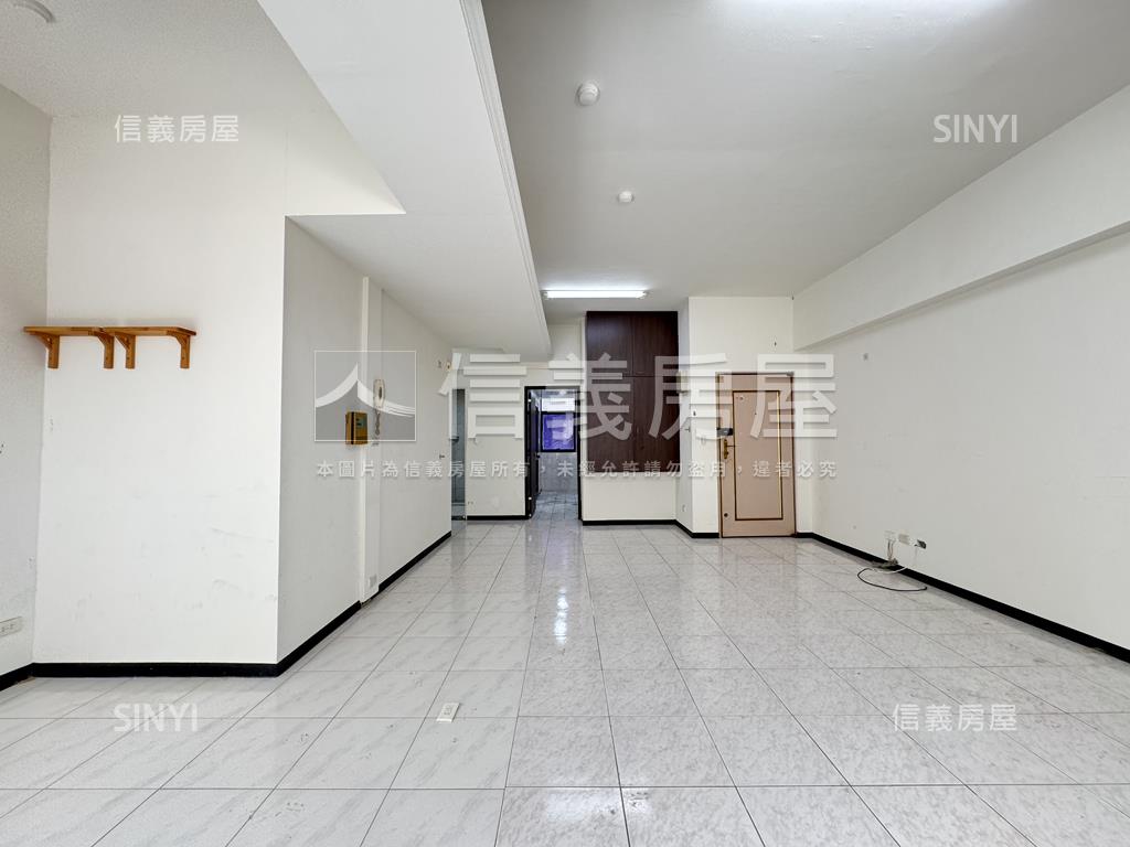 三多捷運三面採光明亮三房房屋室內格局與周邊環境
