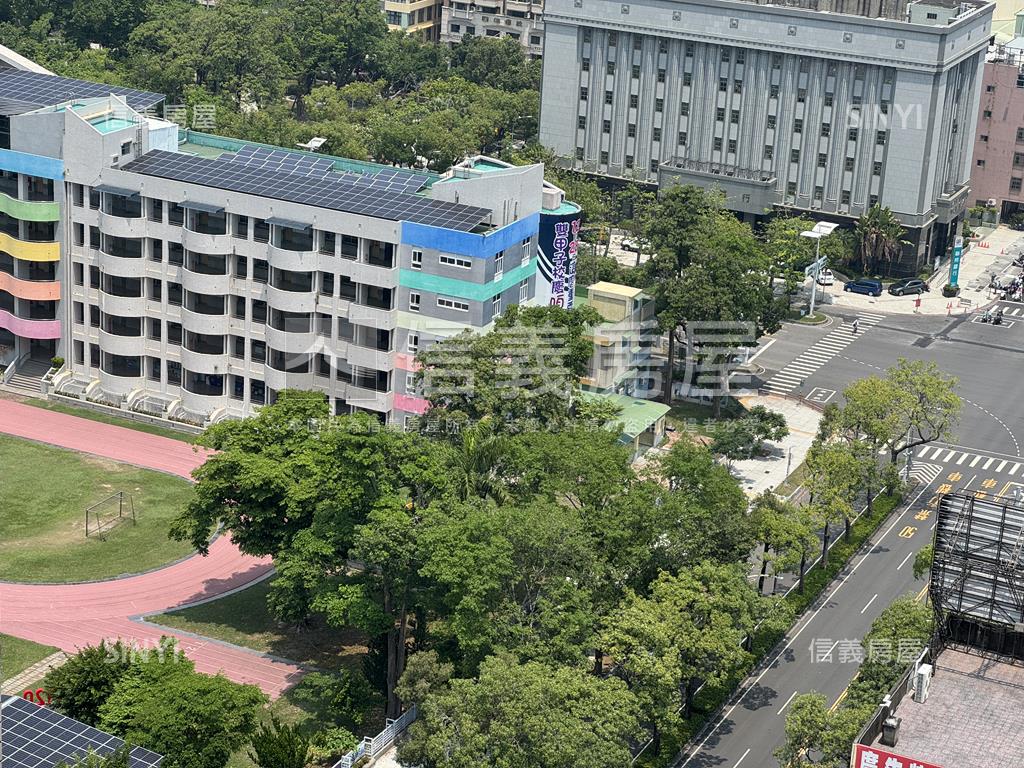 三多捷運三面採光明亮三房房屋室內格局與周邊環境