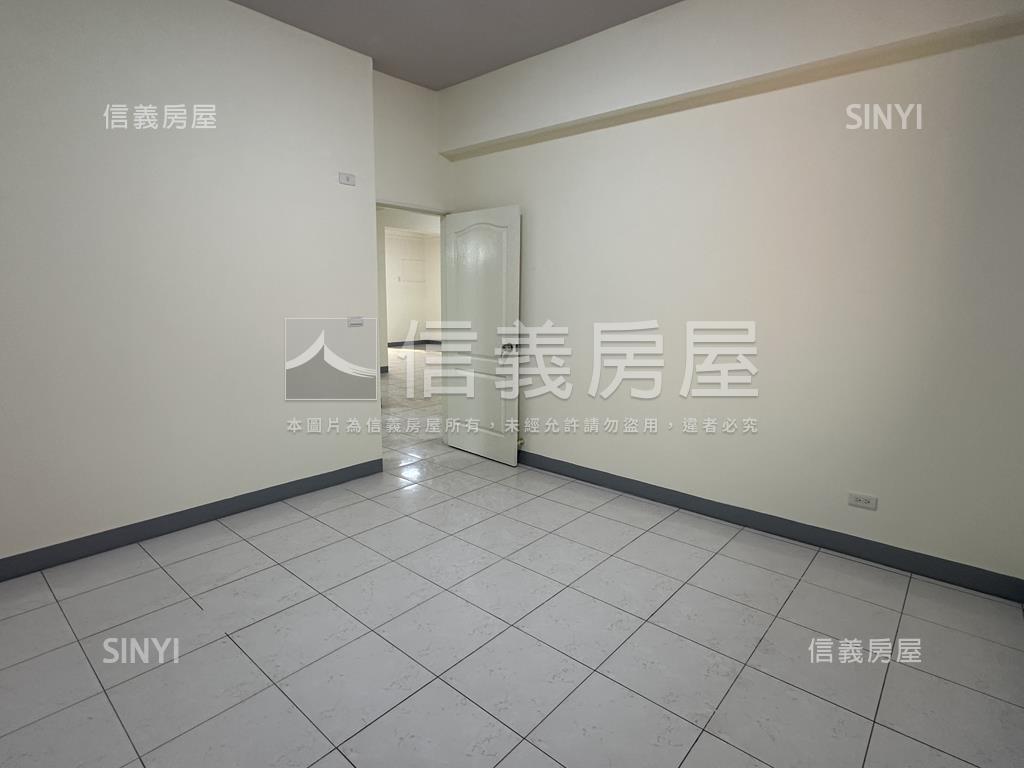 太子世界高樓景觀四房平車房屋室內格局與周邊環境