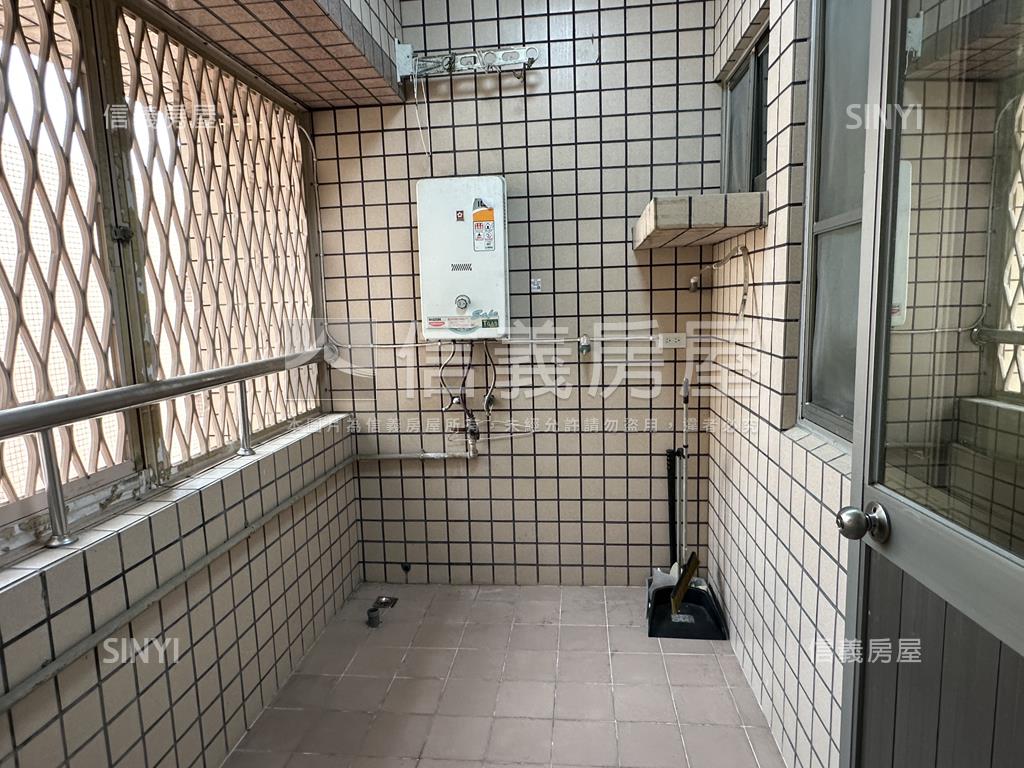 太子世界高樓景觀四房平車房屋室內格局與周邊環境