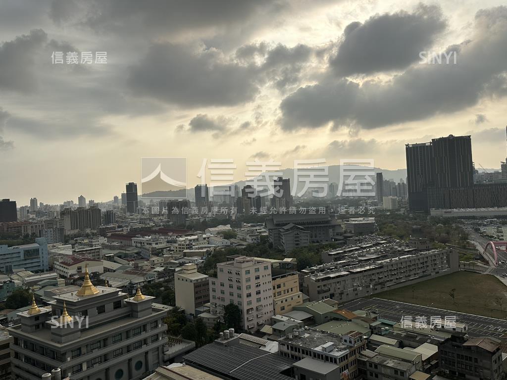 太子世界高樓景觀四房平車房屋室內格局與周邊環境