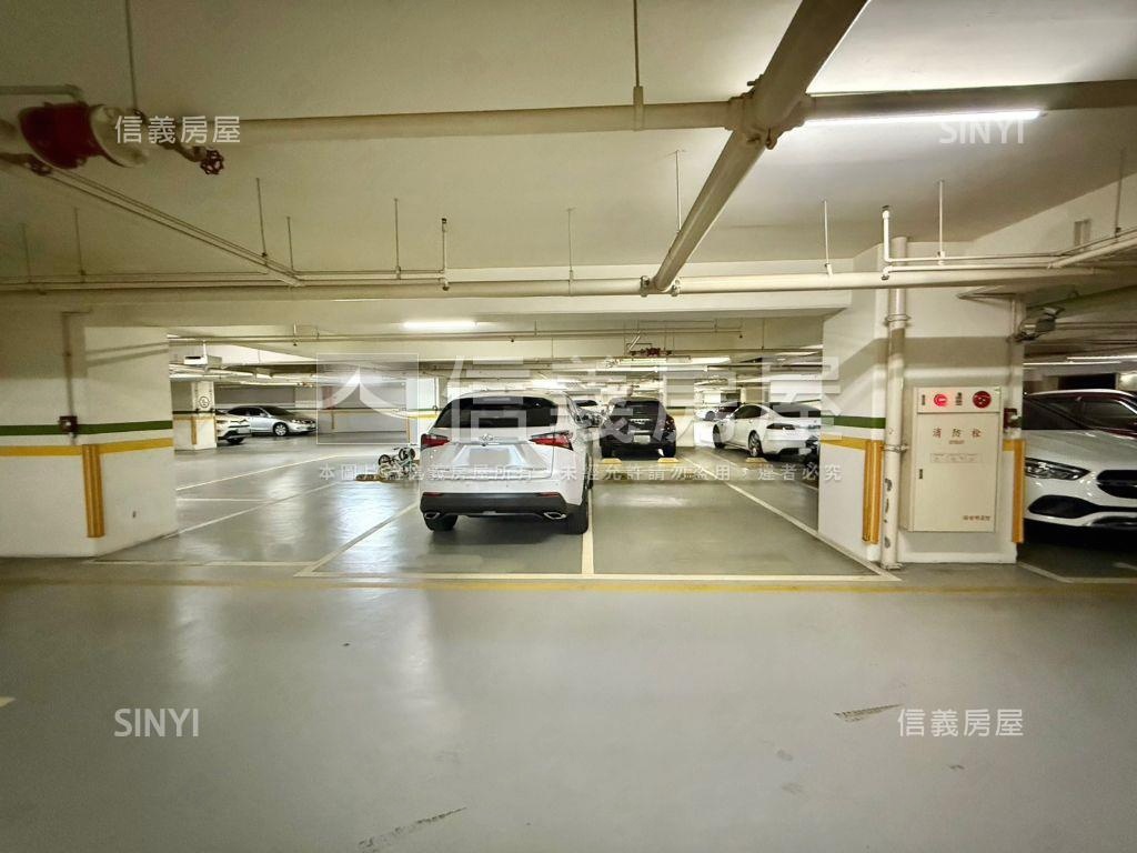 大城凱旋門雙主臥雙車位房屋室內格局與周邊環境
