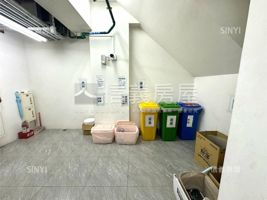 承璽久康精美電梯兩房房屋室內格局與周邊環境