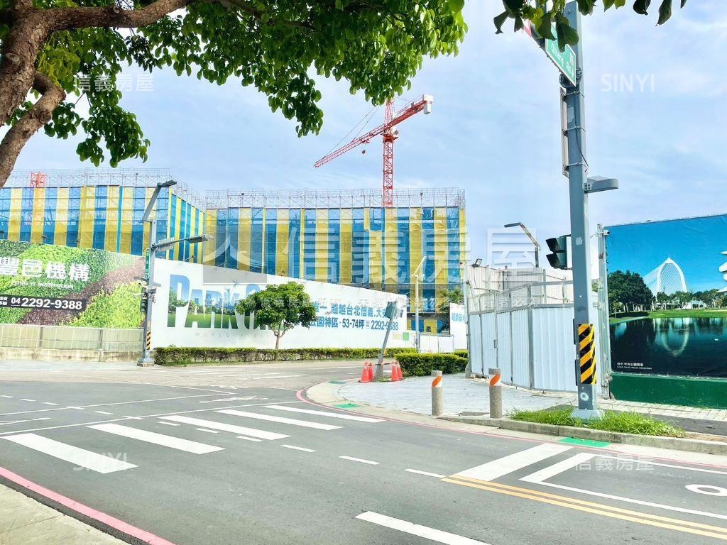 中央公園Ｔ棟兩房附車位房屋室內格局與周邊環境