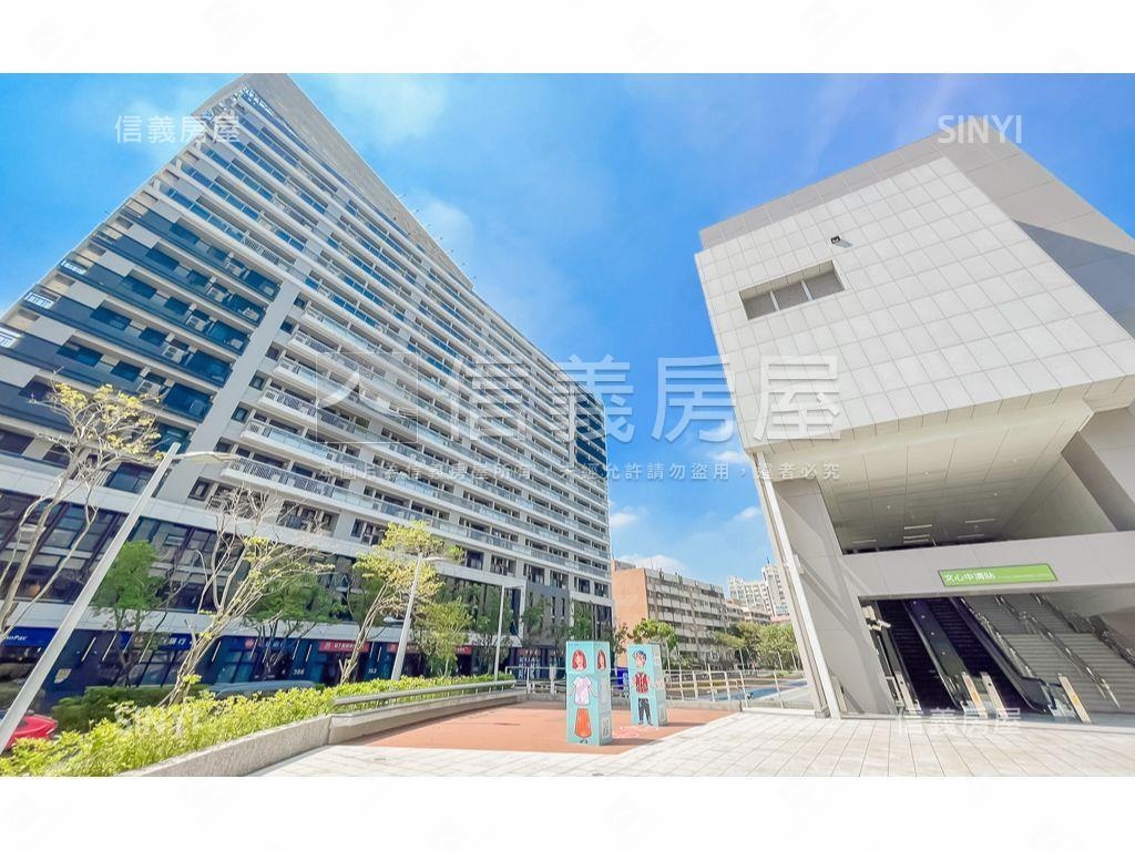 中央公園Ｔ棟兩房附車位房屋室內格局與周邊環境