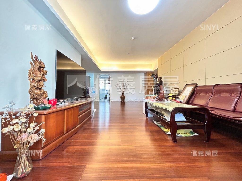 智慧林園三房平面車位房屋室內格局與周邊環境