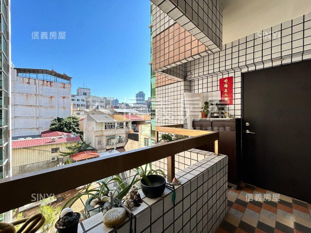 智慧林園三房平面車位房屋室內格局與周邊環境