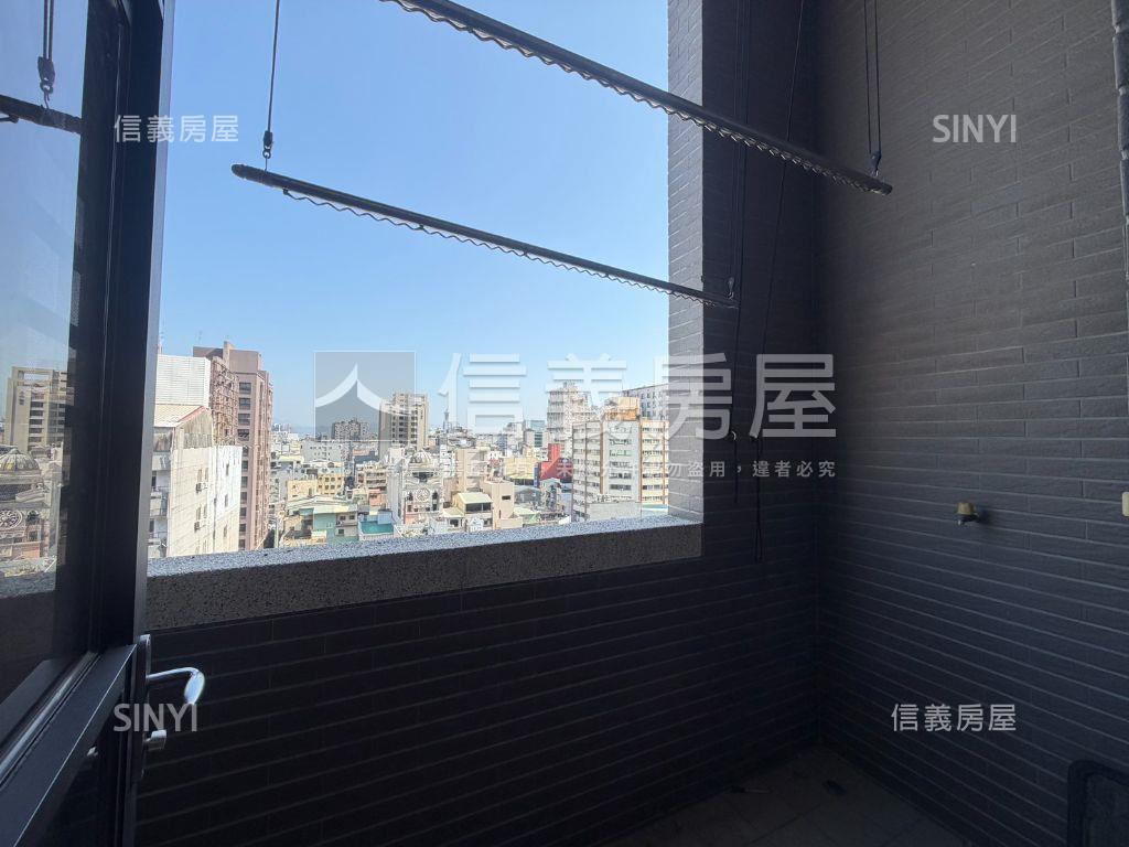 西區震後屋閣上科博附車位房屋室內格局與周邊環境