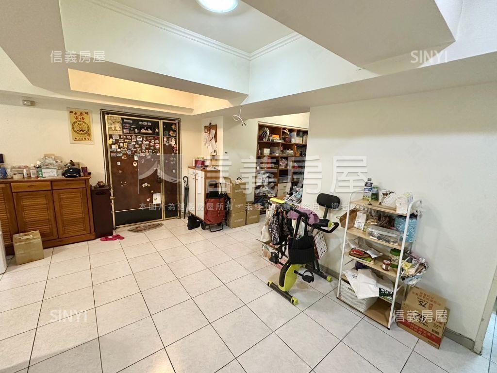 南港車站前四房大空間房屋室內格局與周邊環境