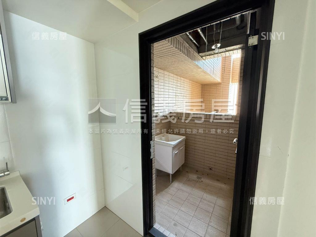 ★東區森之道園道三房平車房屋室內格局與周邊環境