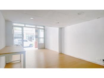 陳平國小旁金樓店