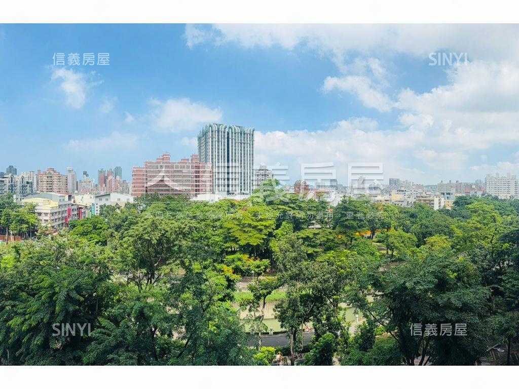 河堤首排綠意豪邸附平車房屋室內格局與周邊環境