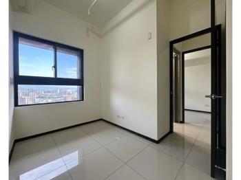 漢皇３房附平面車位