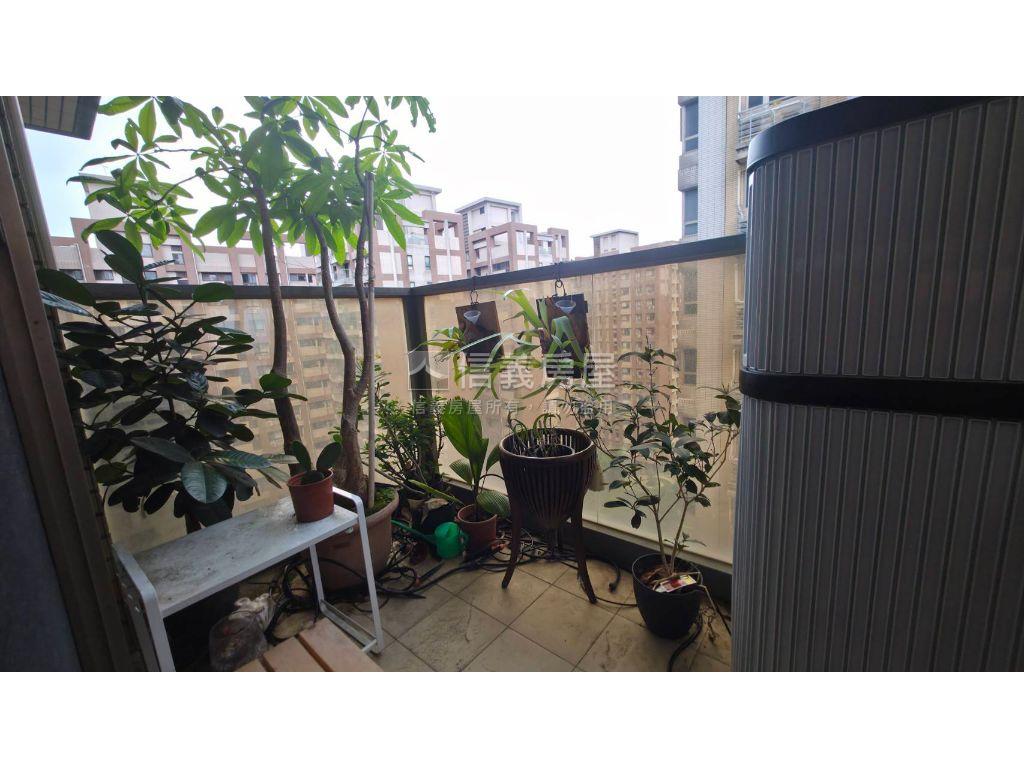 灣頂精裝質感兩房美屋房屋室內格局與周邊環境