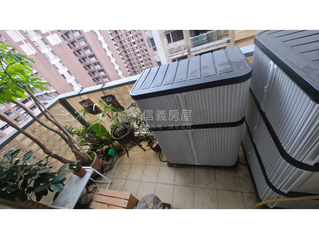 灣頂精裝質感兩房美屋房屋室內格局與周邊環境