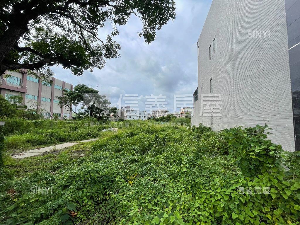 歸仁臨路方正好規劃土地Ｂ房屋室內格局與周邊環境