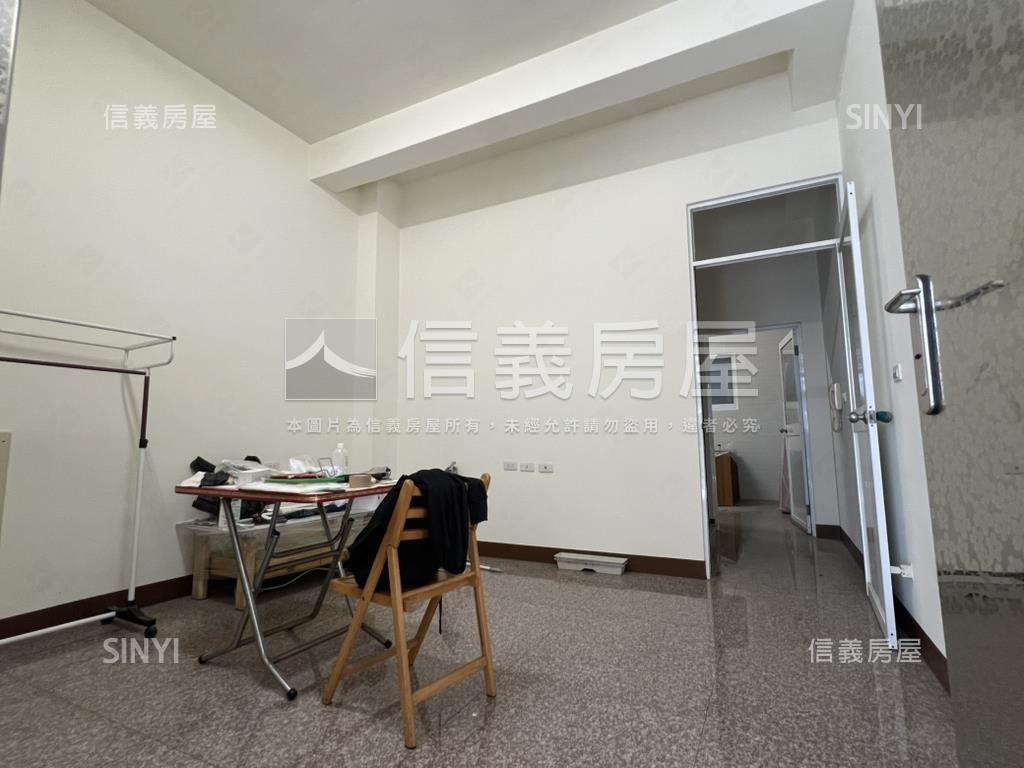 近文化中心質感透天房屋室內格局與周邊環境