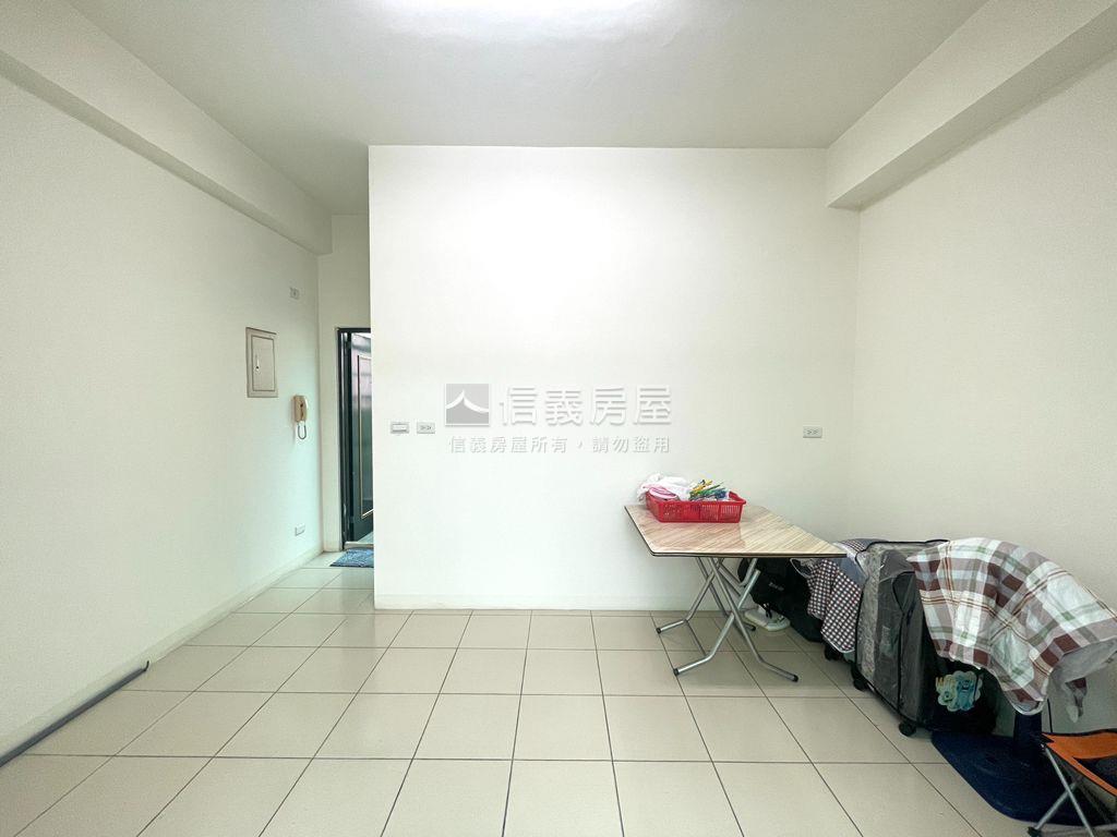 太平屋況美臨路透店房屋室內格局與周邊環境