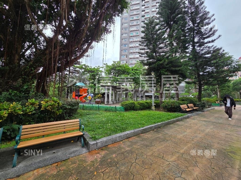 星雲黃金店面稀有釋出房屋室內格局與周邊環境