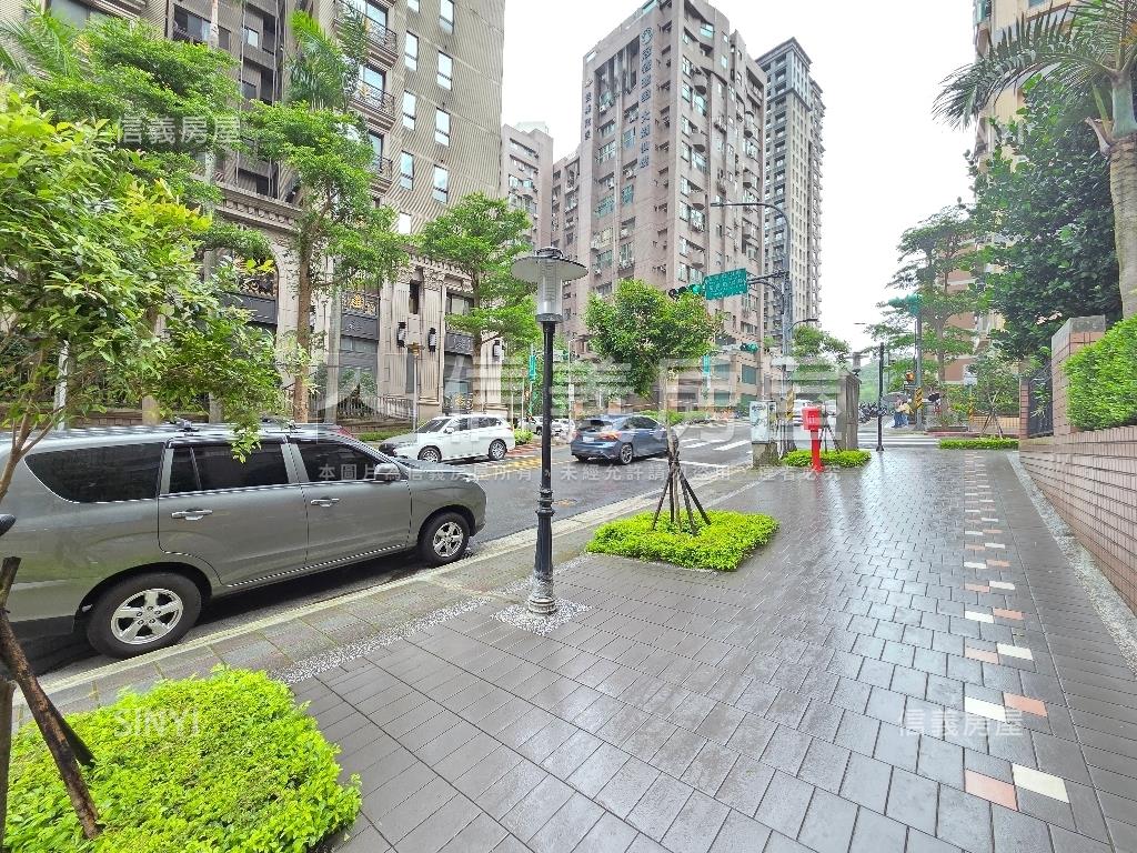 星雲黃金店面稀有釋出房屋室內格局與周邊環境