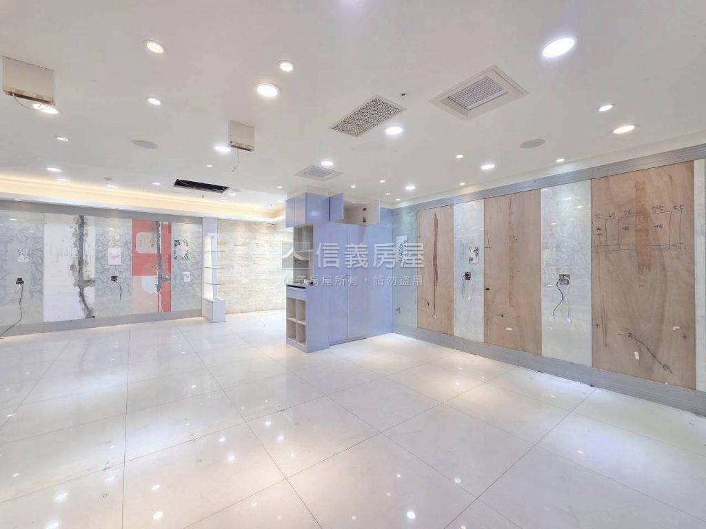 星雲黃金店面稀有釋出房屋室內格局與周邊環境