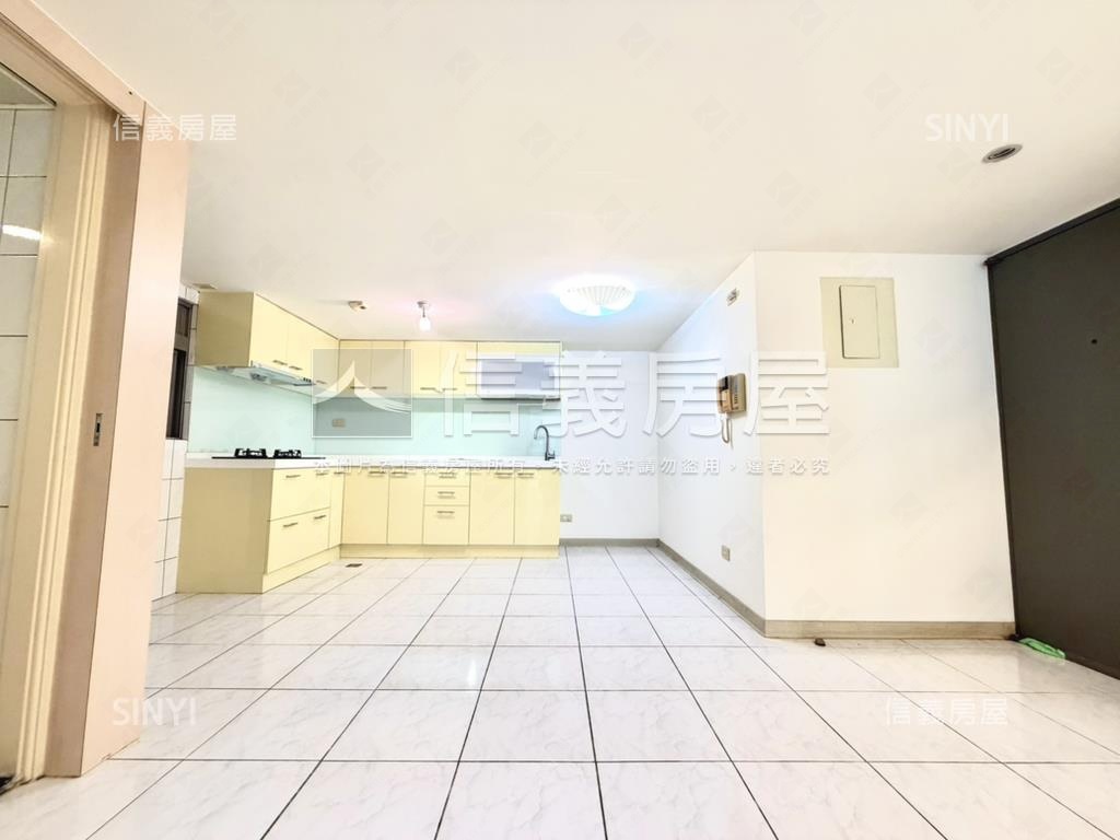 昇陽天廈３房雙衛。全開窗房屋室內格局與周邊環境