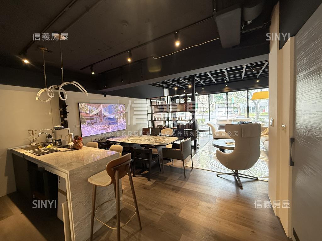 宏盛香頌典藏金店房屋室內格局與周邊環境