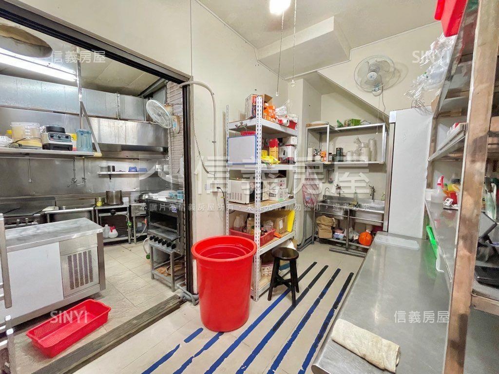 中山路稀有電梯透店房屋室內格局與周邊環境