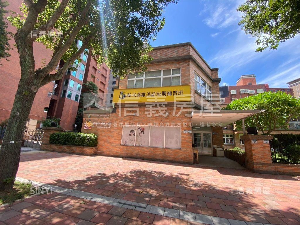 中山路稀有電梯透店房屋室內格局與周邊環境