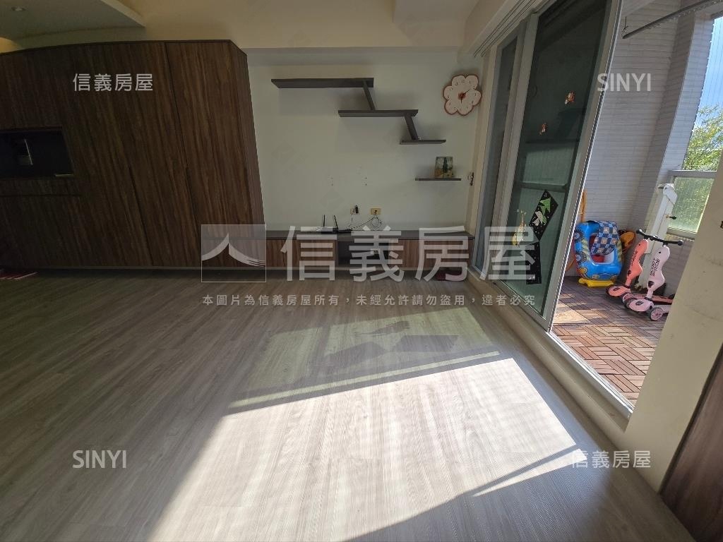 大英。靜謐雅致三房好屋房屋室內格局與周邊環境