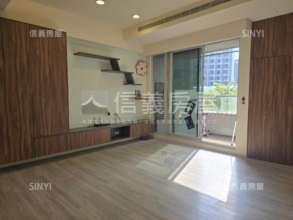 大英。靜謐雅致三房好屋房屋室內格局與周邊環境