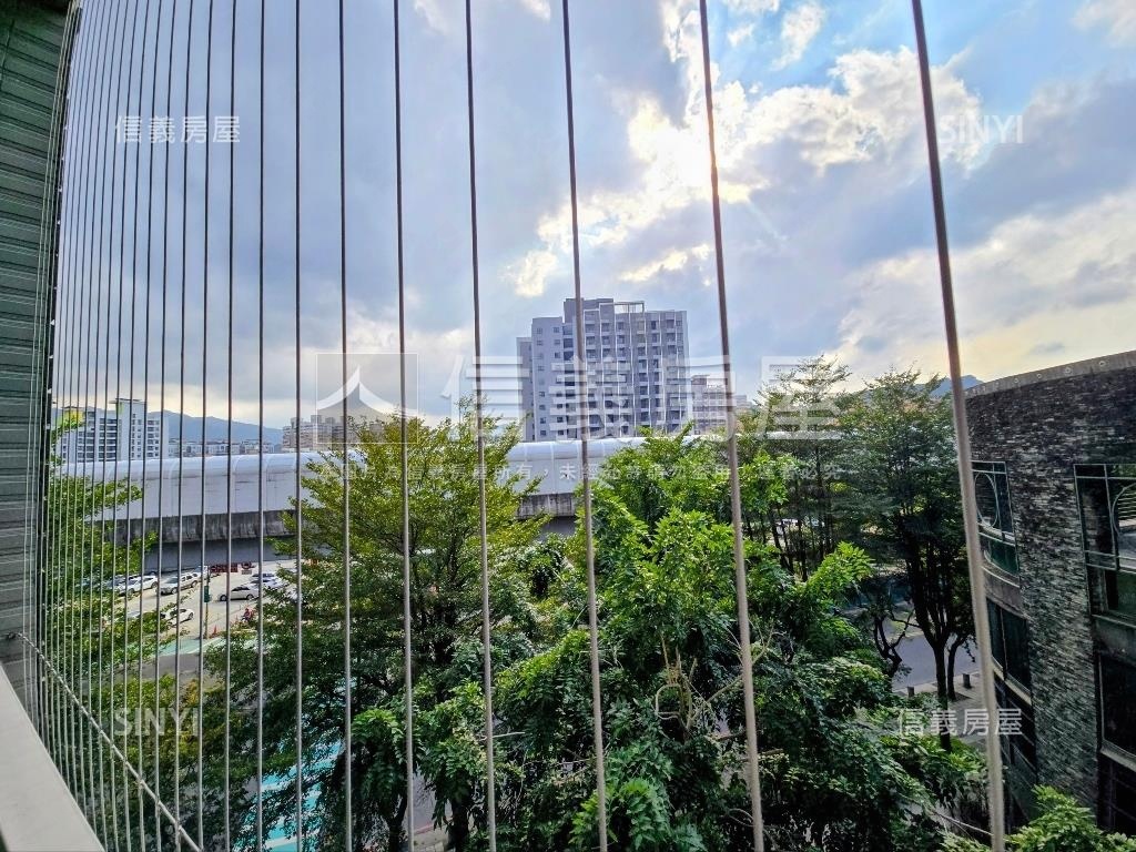 大英。靜謐雅致三房好屋房屋室內格局與周邊環境