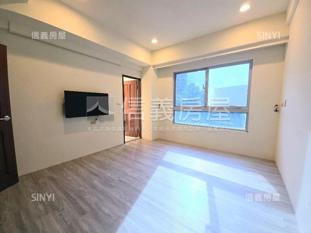 大英。靜謐雅致三房好屋房屋室內格局與周邊環境