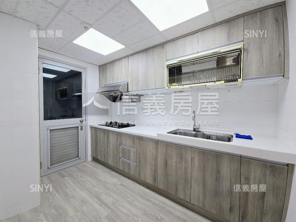 大英。靜謐雅致三房好屋房屋室內格局與周邊環境