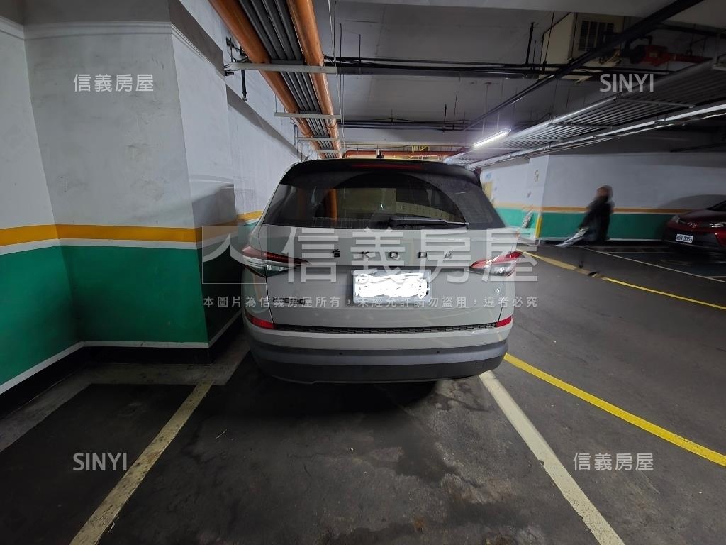 大英。靜謐雅致三房好屋房屋室內格局與周邊環境