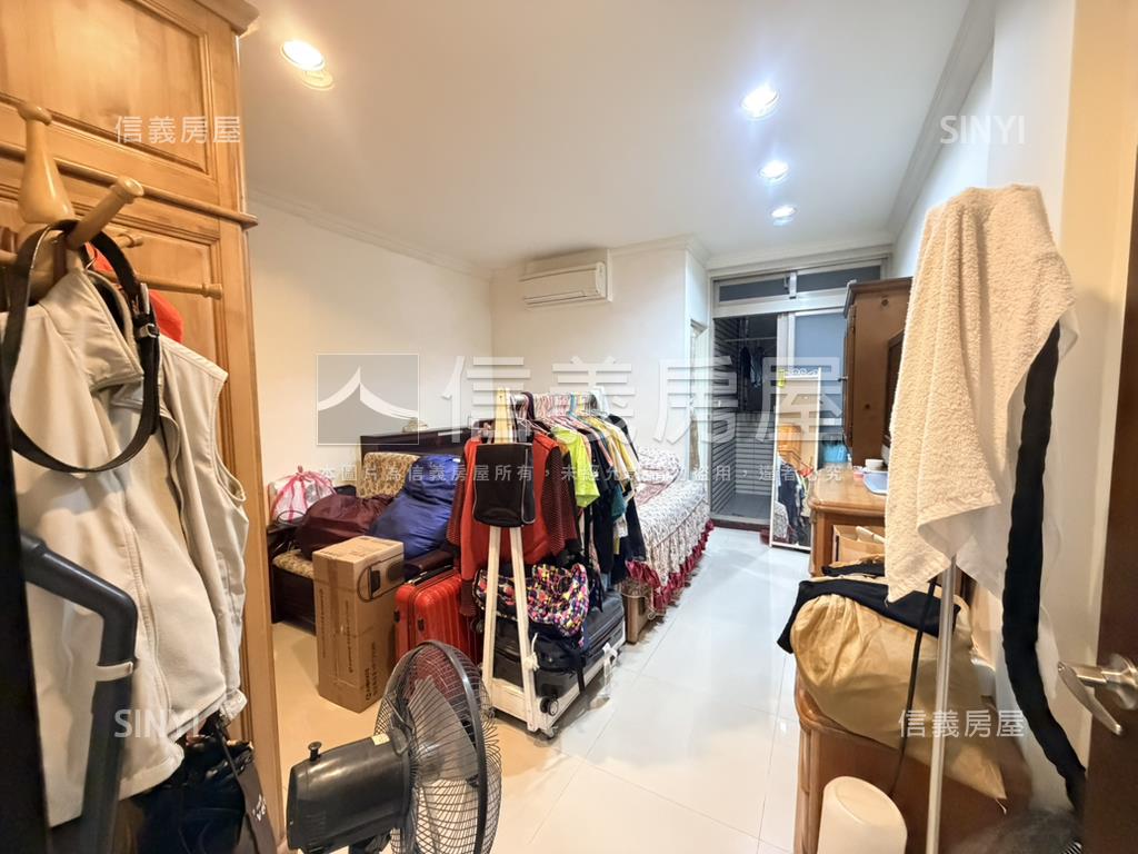 仁愛透天房屋室內格局與周邊環境