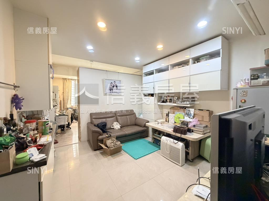 仁愛透天房屋室內格局與周邊環境